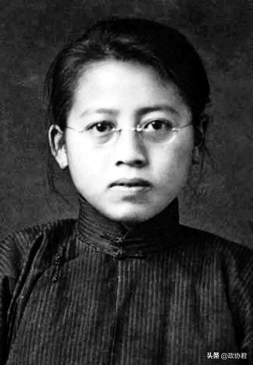 七大是何时闭幕的,共一集团年会