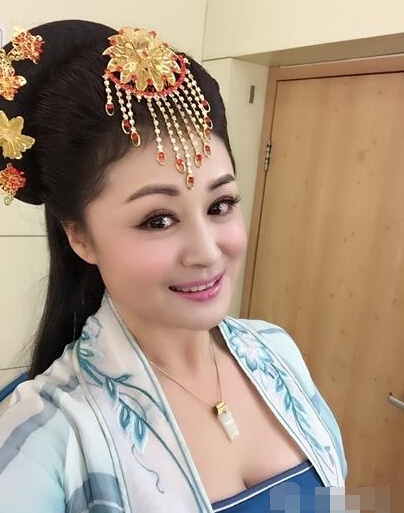 谢大脚车祸去世现场,谢大脚车祸去世她有孩子吗