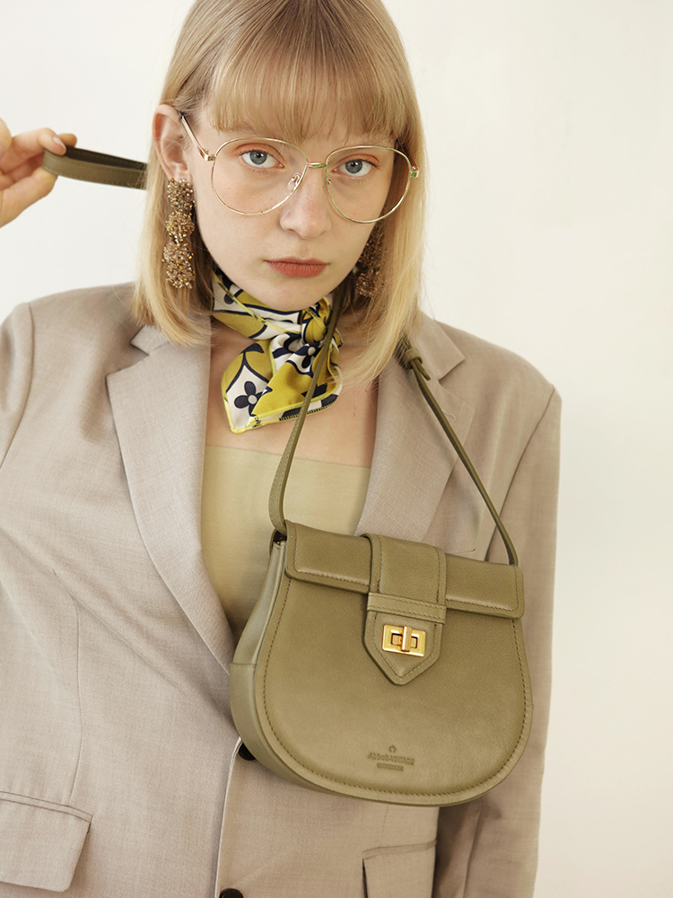 除了小ck还有什么小众品牌包包,9款百搭且不容易撞款的小众包包