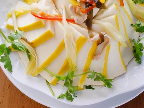 到咸宁旅游，这十大特色美食不容错过，让你品味当地饮食文化