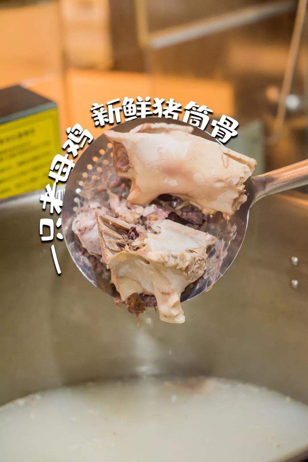 体育西嗦plus版米粉，一年卖出20万碗，fu南人一定都吃过