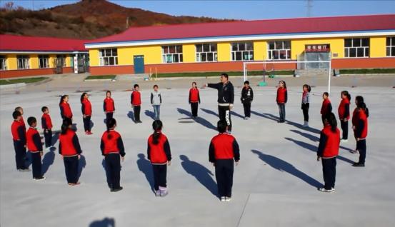 四年级学生体育游戏推荐,初中学生体育游戏100篇