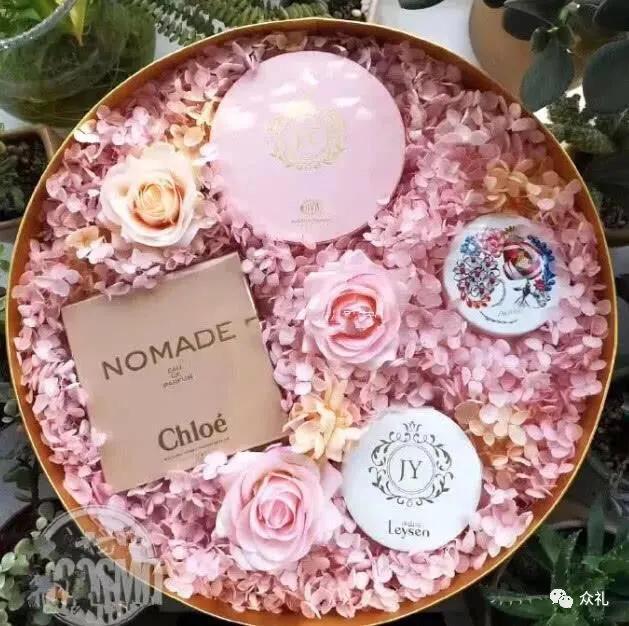 什么是伴手礼？快来看看大明星们的伴手礼~