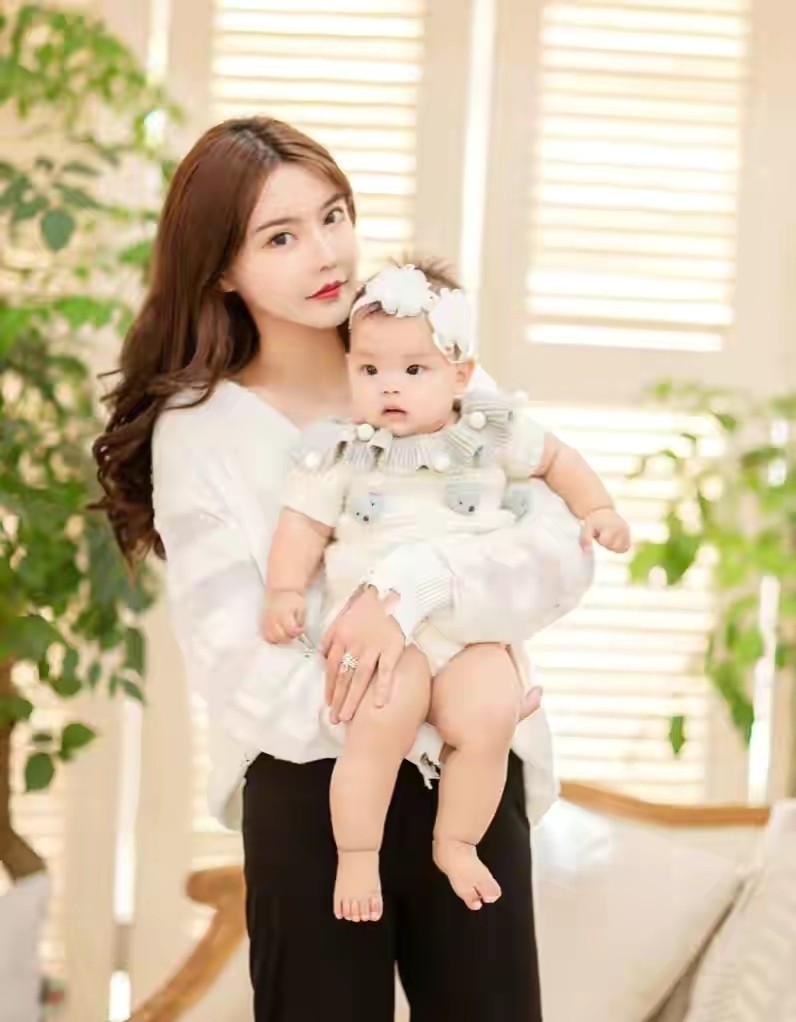 网红韩安冉整容了吗,网红失去滤镜后韩安冉整容明显