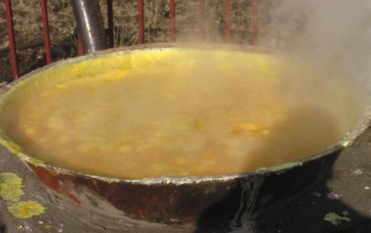 酷似酱油不是酱油，虽然古老但杀虫灭菌都不落后，替都替不了