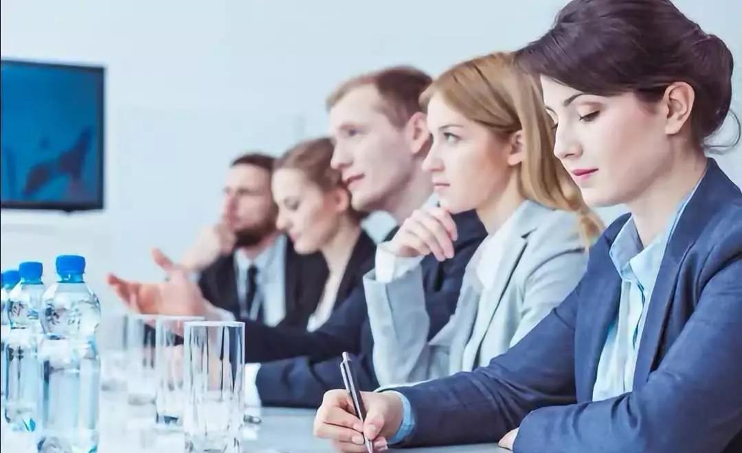 自己开个珠宝店大概投资多少钱,自己开珠宝店需要什么条件