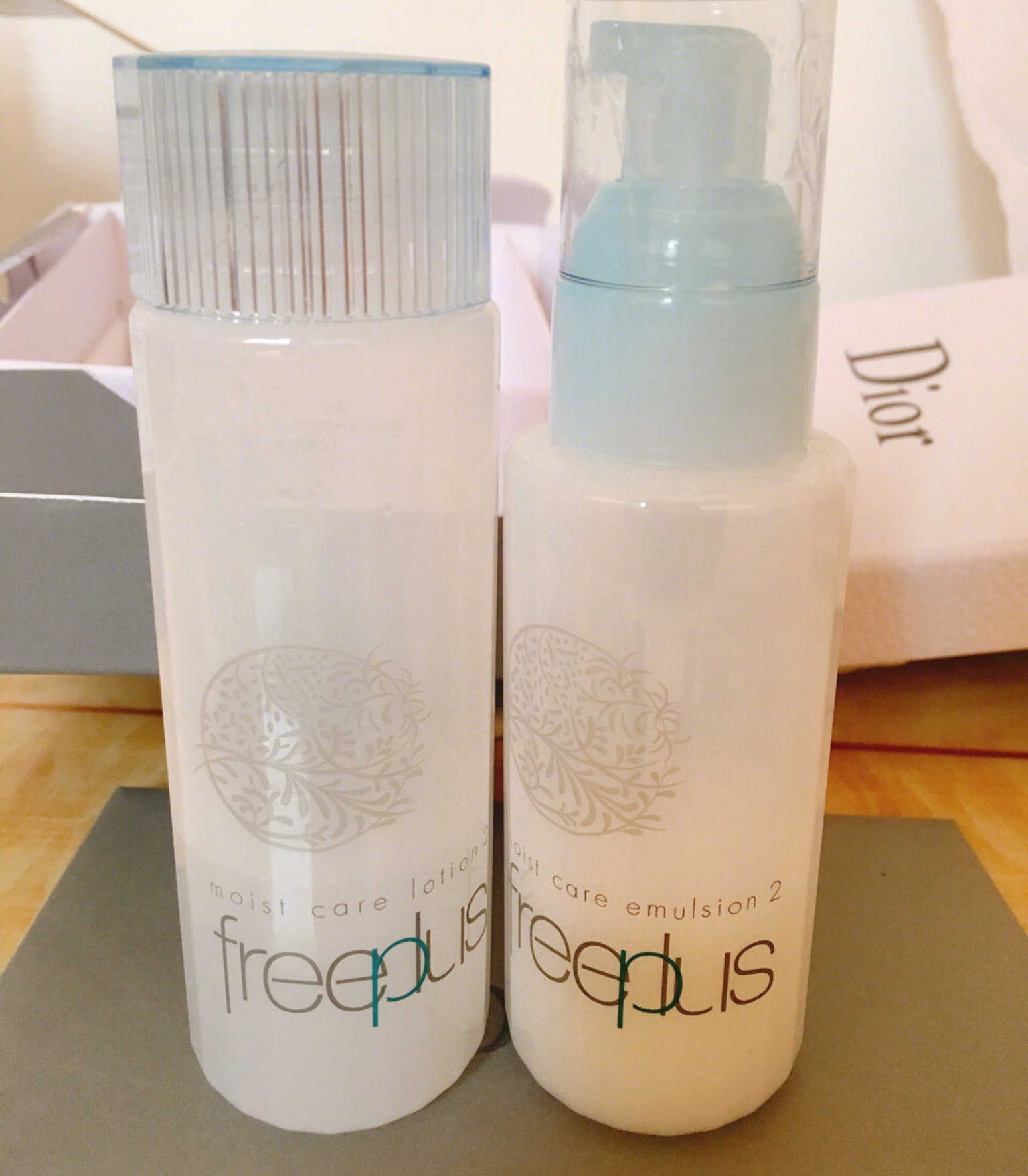 珂润水乳有几个版本,日本水乳珂润