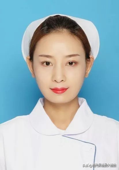 “比一比，哪家护士更靓丽”评选活动展示。