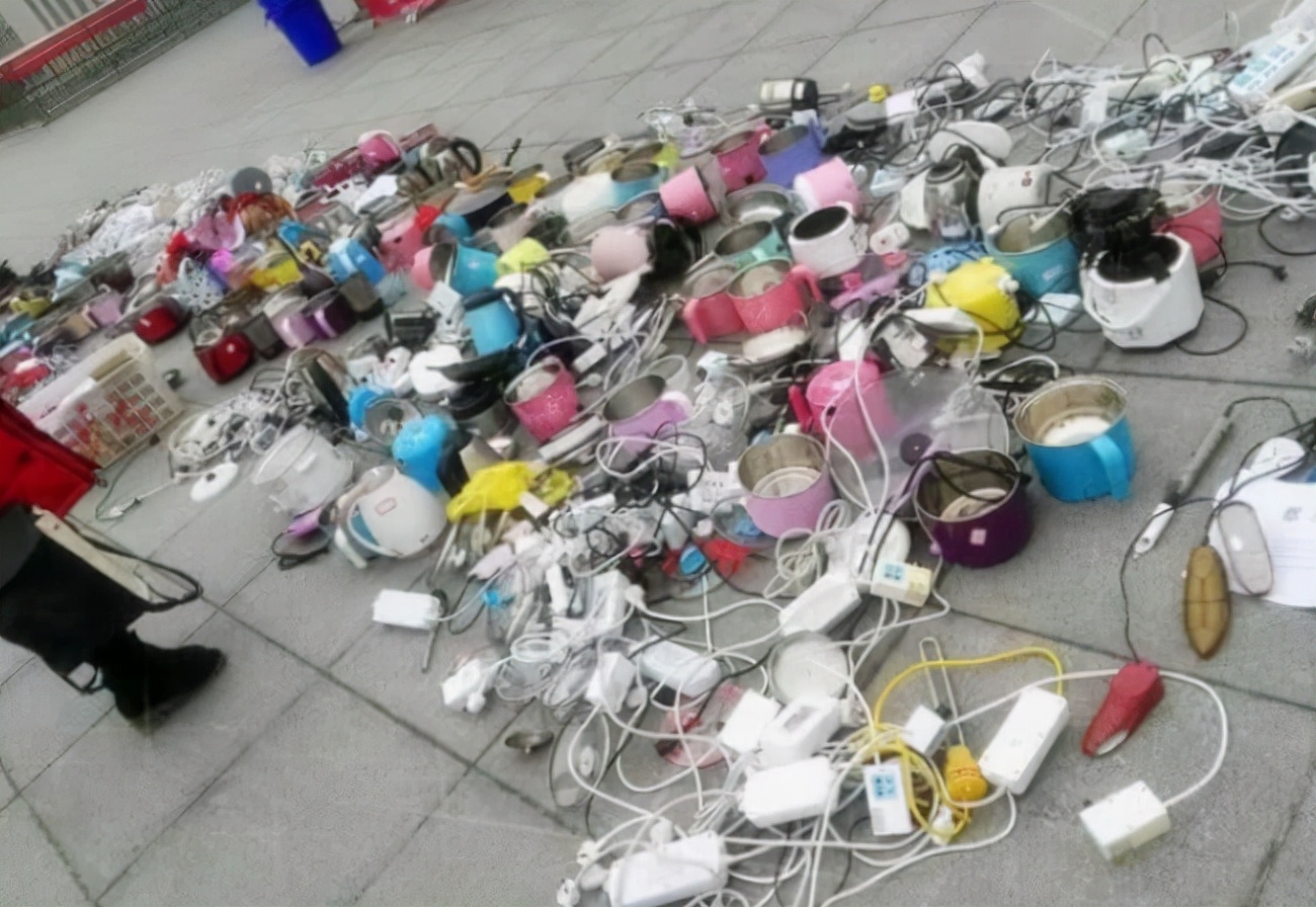 大学宿舍违禁品能有多奇葩,大学宿舍违禁品有哪些