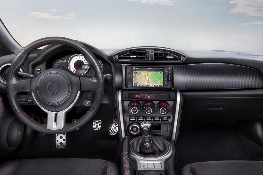 新款丰田86的可玩性,新款丰田86实跑