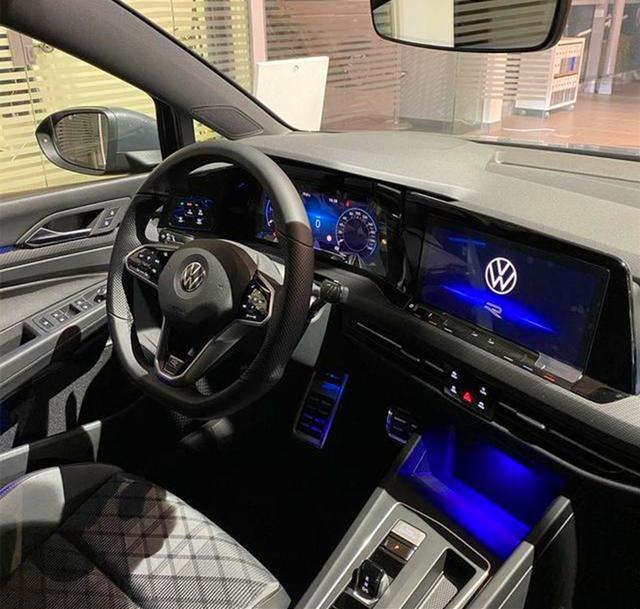 进口高尔夫旅行车行驶质感,进口高尔夫旅行版是几座