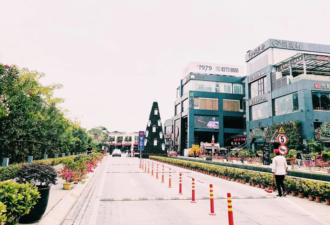 附近香蜜湖,香蜜湖入口