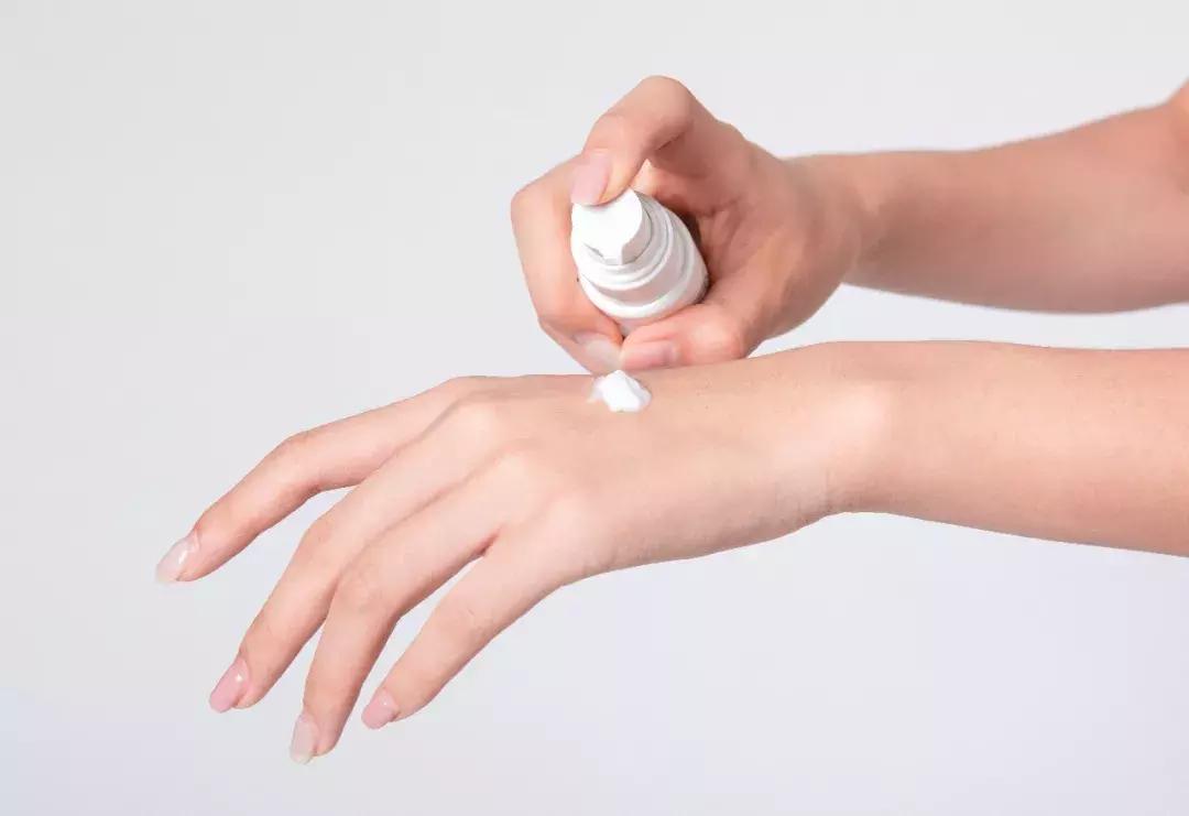 鸡皮肤夏天会好一些吗,夏天鸡皮肤解决方法