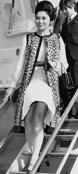 他从厕所小工混成身家56亿的世界级富豪，你还在怀才不遇吗？