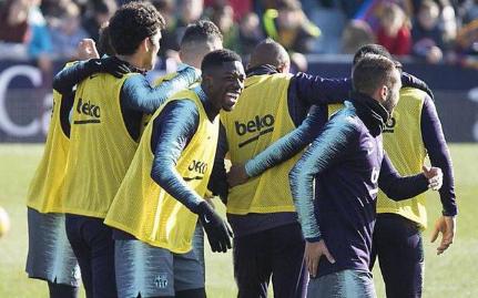 梅罗之间的另类战争：梅西和C罗，谁的球衣卖的好？