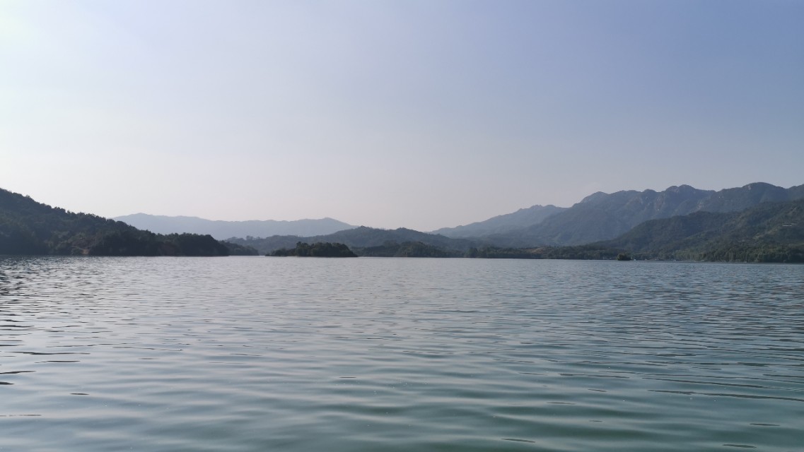 冬季野钓鲫鱼打窝好还是不打窝好,野钓打窝怎样打