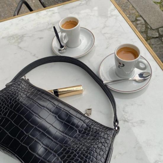 钟楚曦宋妍霏对比照,宋妍霏钟楚曦时尚搭配