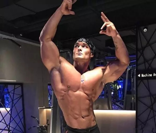 男生2个月瘦40斤很难？坚持3点，脂肪蹭蹭掉，闪现人鱼线，还瘦腿