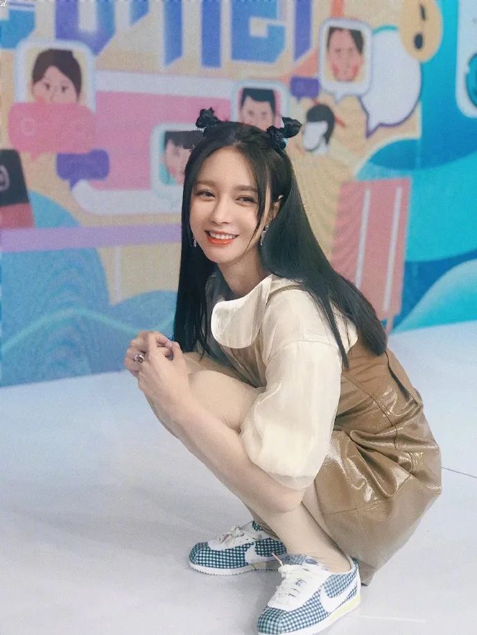 沈梦辰最新拍照姿势,沈梦辰自拍照姿势