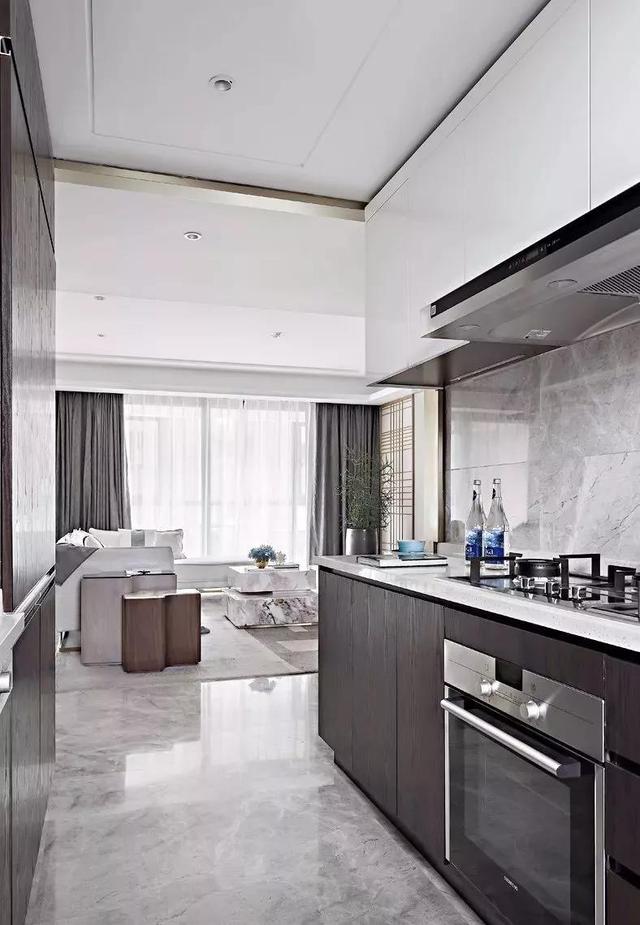 以纯粹至简的设计诠释优雅风范,简约是空间美学