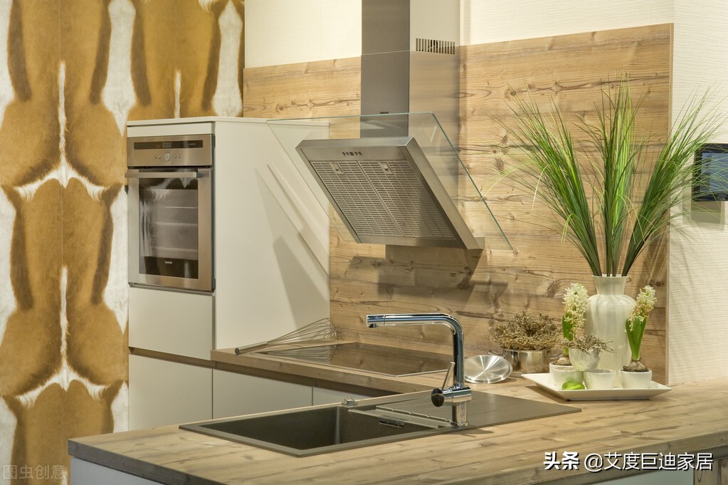 高端的橱柜灯选购技巧有哪些,专业集成灶橱柜选购注意事项