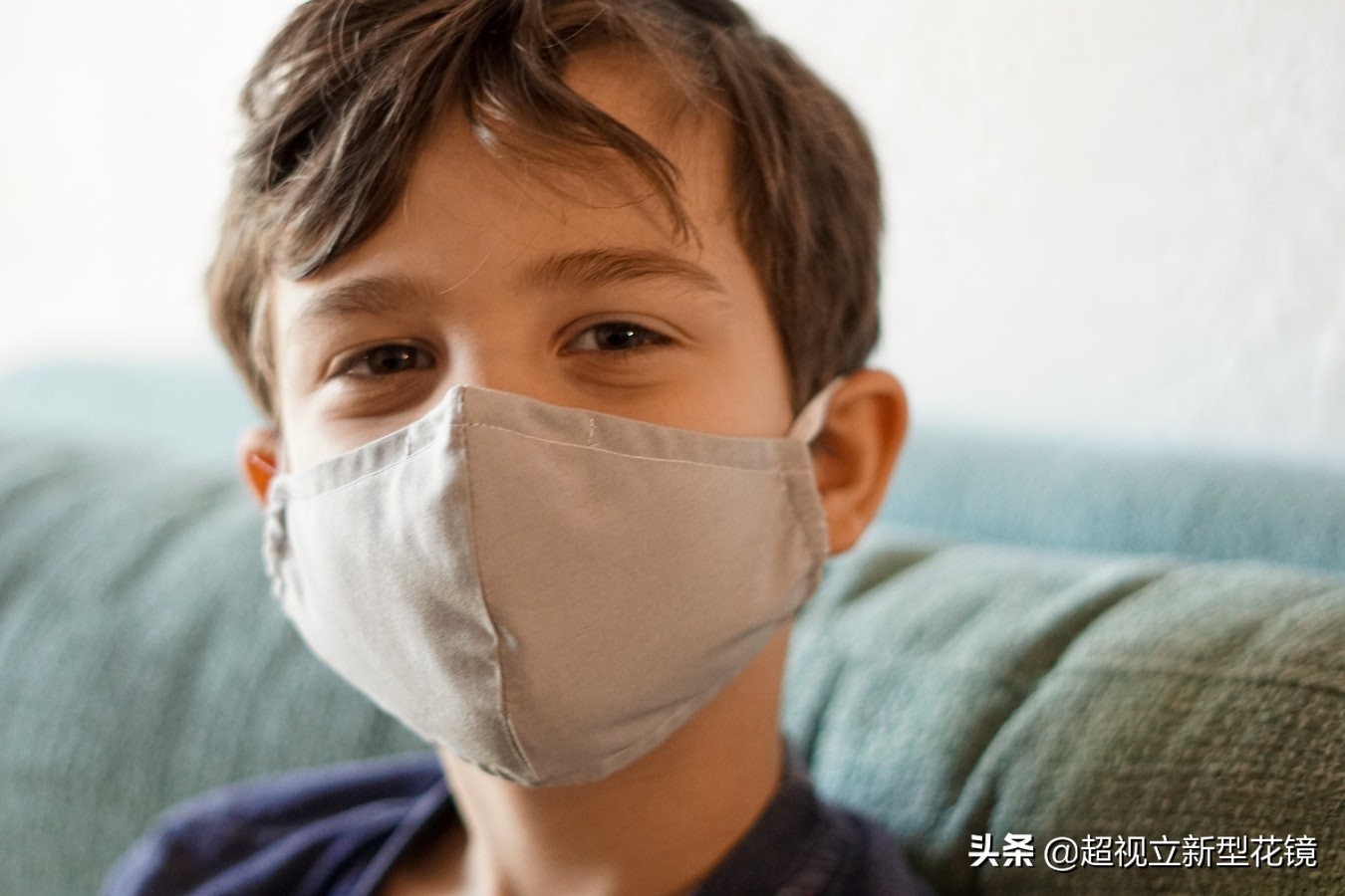 消毒液碰到眼睛会有什么现象,84消毒液误入眼睛怎么办