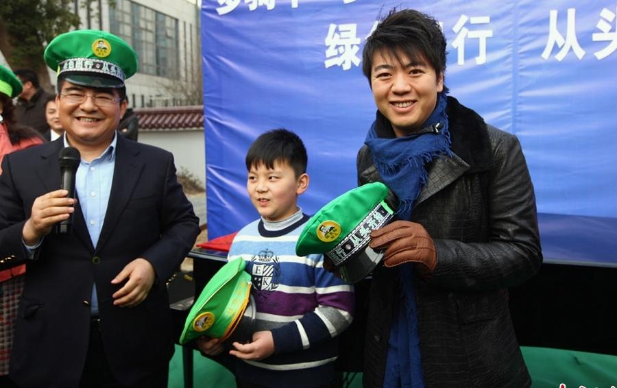 首善陈光标捐款视频,中国捐款第一名陈光标