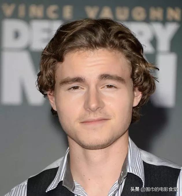 美少年与沧桑大叔电影,大叔与少年美国电影