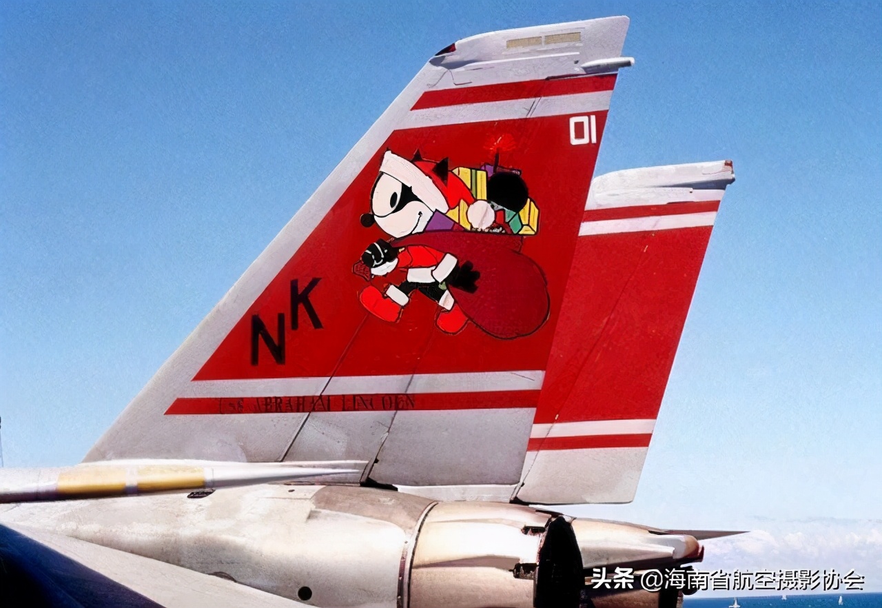 圣诞老人已出发，我们来数一数航空与圣诞文化碰撞出火花的二三事