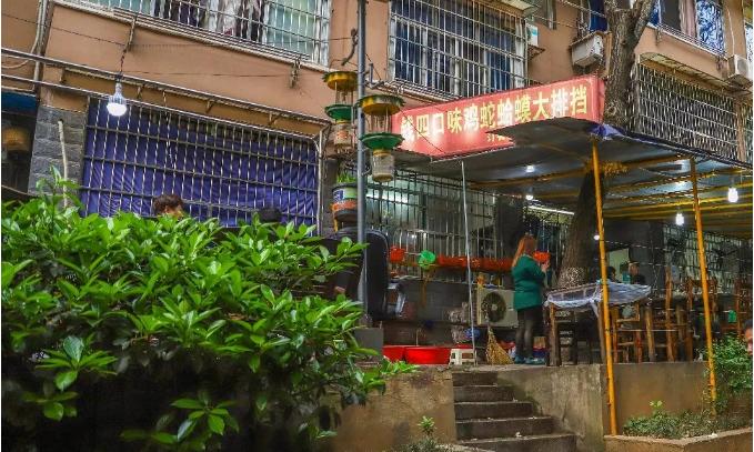 盘点那些充满烟火气的大排档,中国目前最火爆的大排档