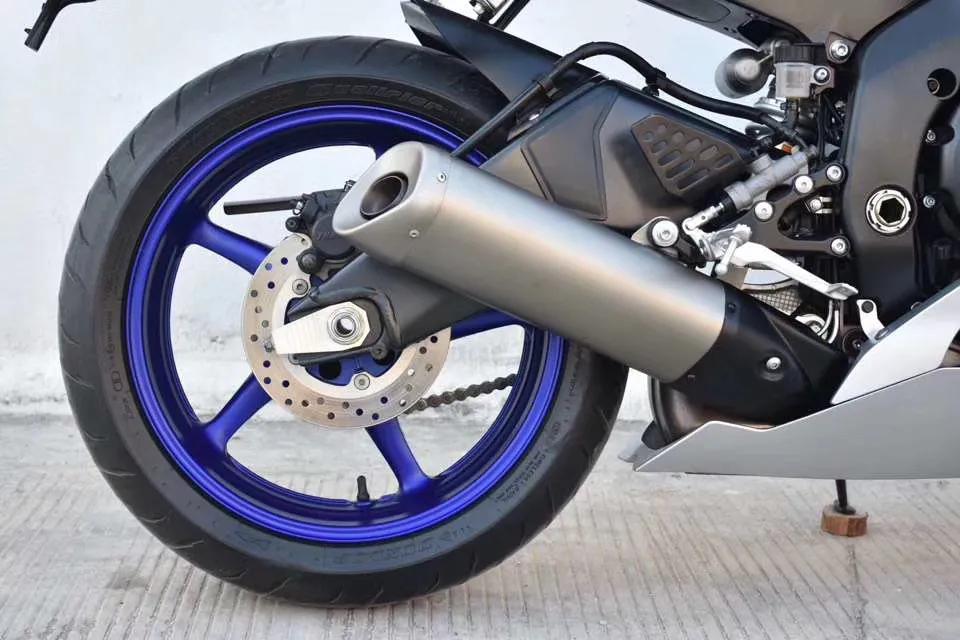 雅马哈r6复古改装摩托,骑行者梦想的摩托车