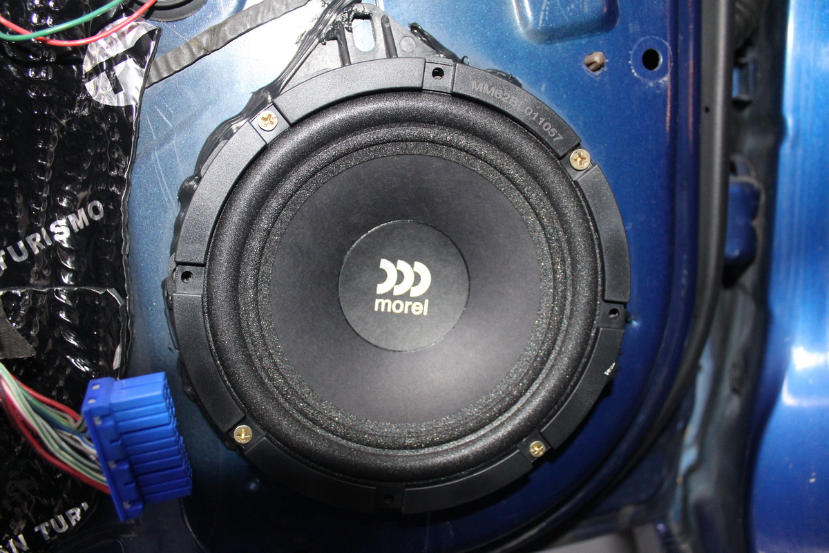 铃木天语前后门升级摩雷玛仕舞二代网红音响套装，8个喇叭真带劲