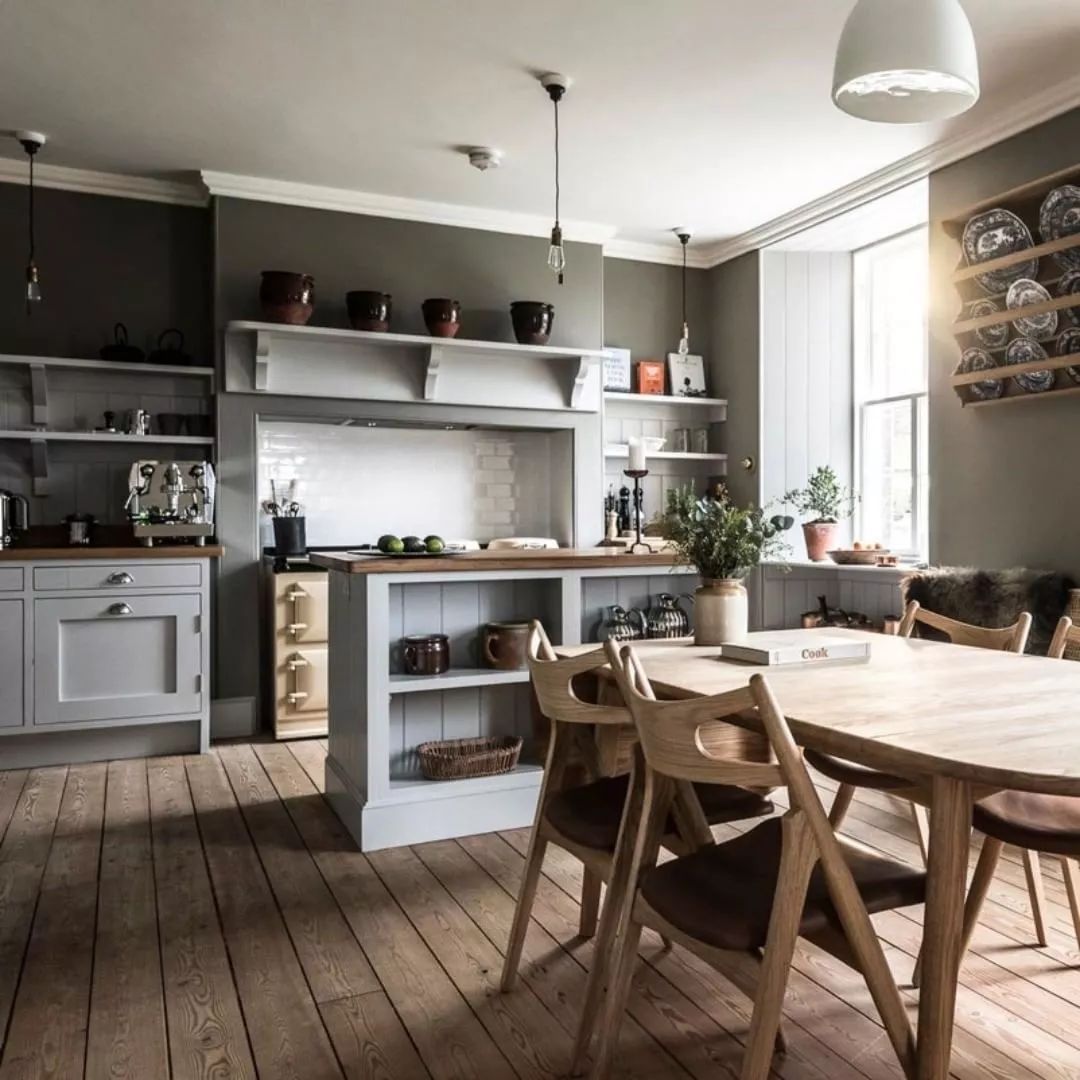 丹麦首富刚宣布把财产留给孩子们，4天后3个孩子就在爆炸中离去