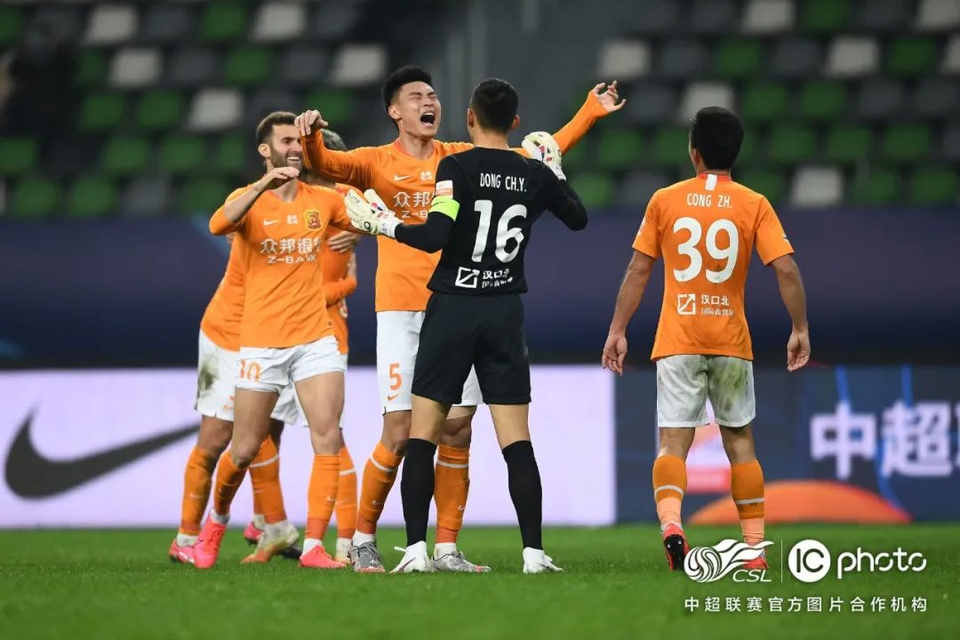 武汉卓尔客场胜广州恒大,武汉卓尔战胜青岛视频