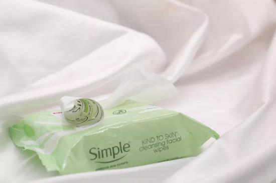 卸妆巾评测|月销20万+的花西子表现如何？