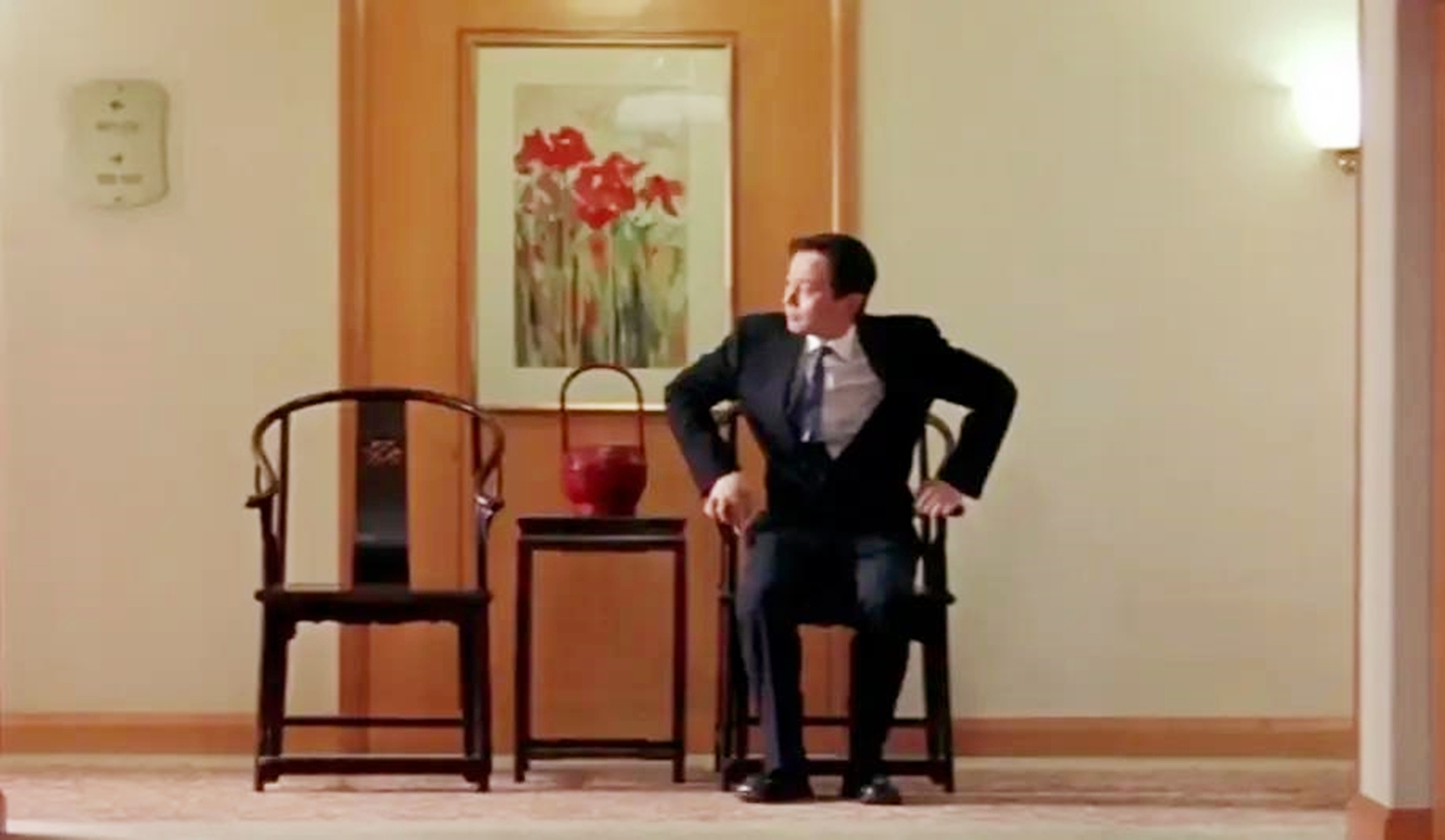 男人离婚后，为什么不愿娶小三？电影《手机》揭开了阴暗的人性