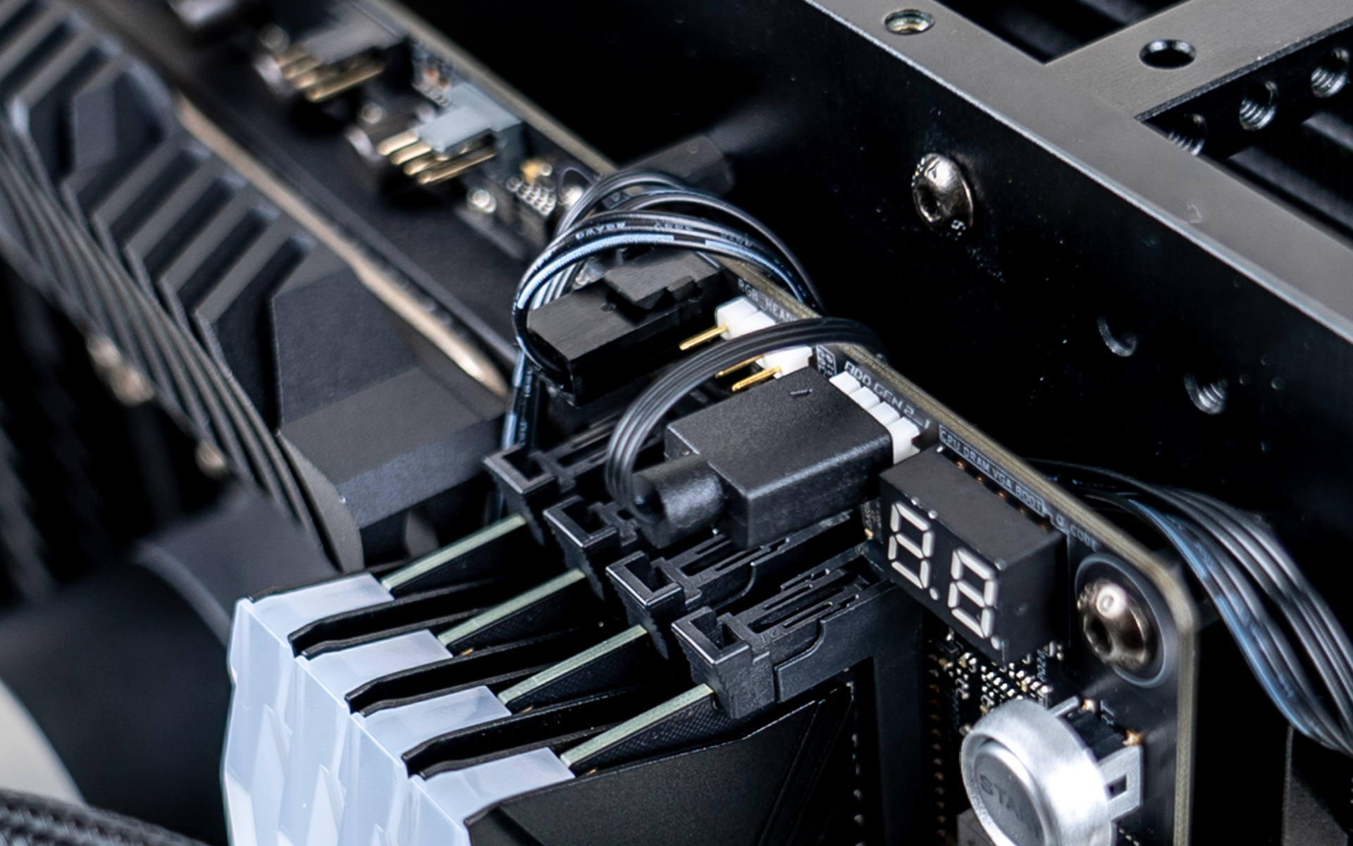 酷冷至尊冰神240压11代cpu,酷冷至尊冰神b360功耗