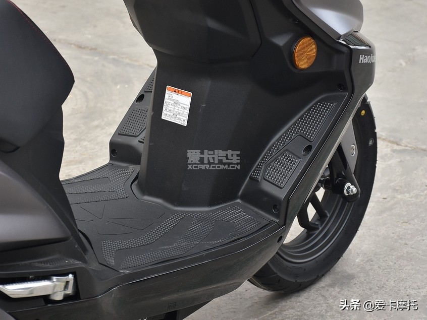 豪爵usr125极限测评,豪爵合资踏板