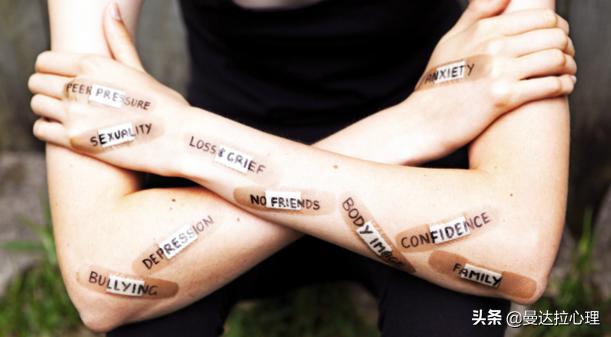 孩子用自残来威胁家长是什么心理,孩子有自残现象家长该怎办