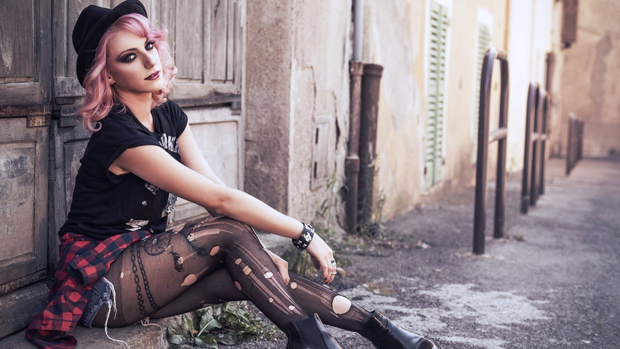 *袜丝**是给男人穿的?几分钟看完《*袜丝**的前世今生》