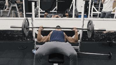 5种必练的胸肌训练方法,新手如何高效的练出胸肌