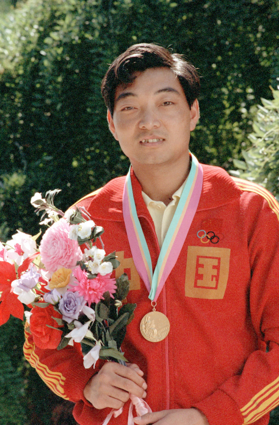 以前的中国奥运冠军现在怎么样了,目前最年轻的中国奥运冠军