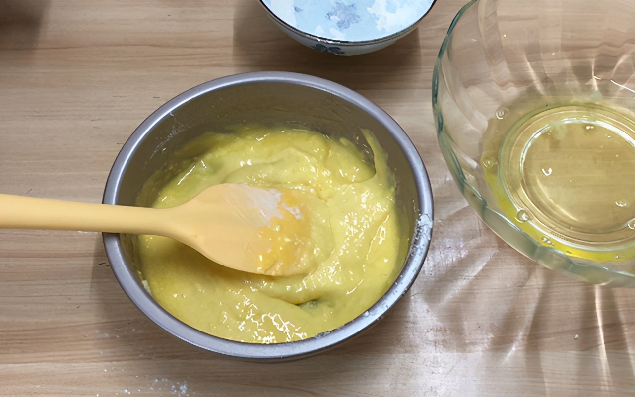 小蛋糕简单又好吃不用酵母,不用发面的小蛋糕