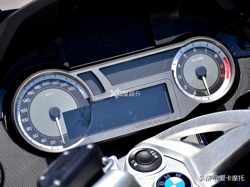 宝马k1600b和哈雷公路滑翔,哈雷k1600