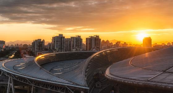 为了孩子搬到陌生城市值不值得,为了孩子换房子买学区值得吗