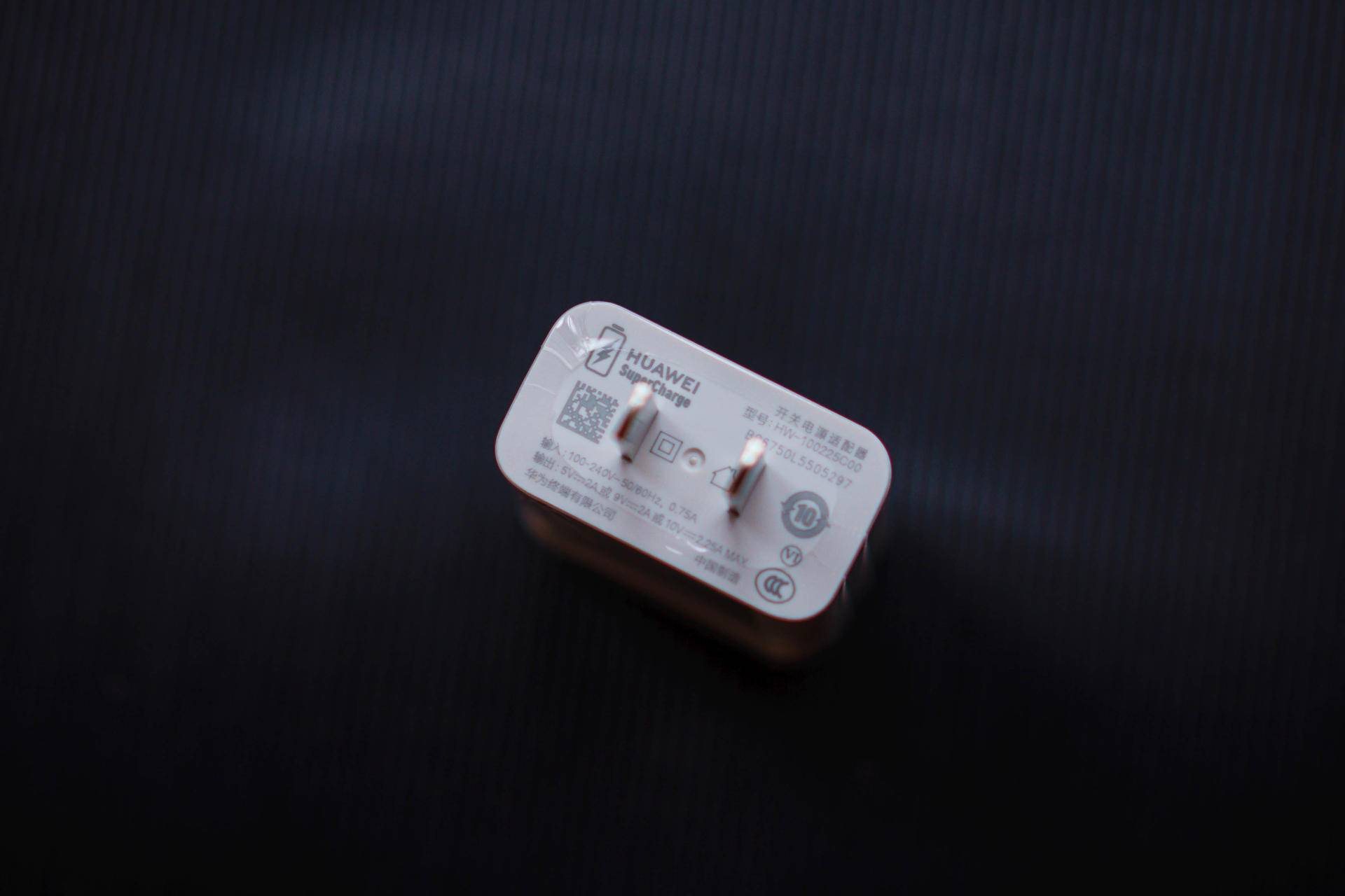 一笔2K四扬声6WIFI八核十寸屏