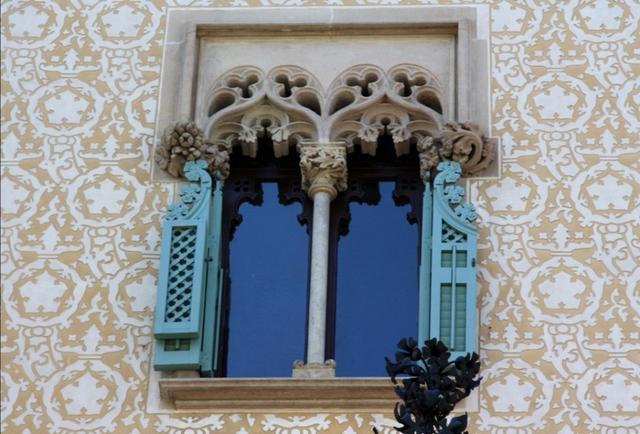 巴塞罗那：你可能错过的优秀建筑——精妙绝伦的阿玛耶之家