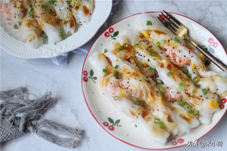 鲜虾肠粉制作小视频,肠粉自己制作