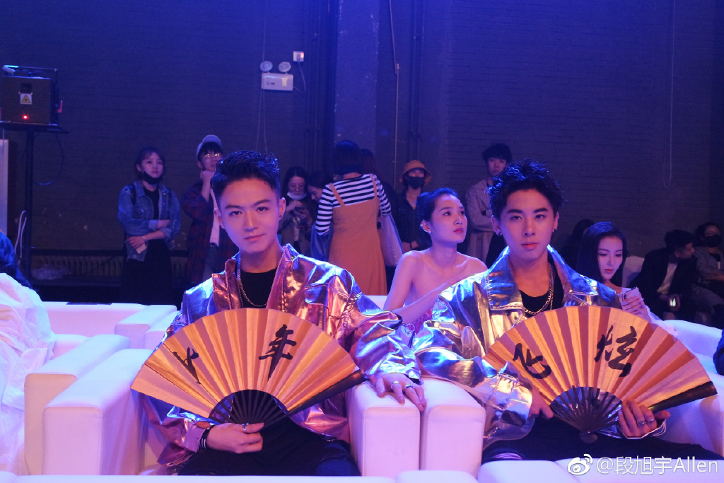 易烊千玺偶练,易烊千玺小成员