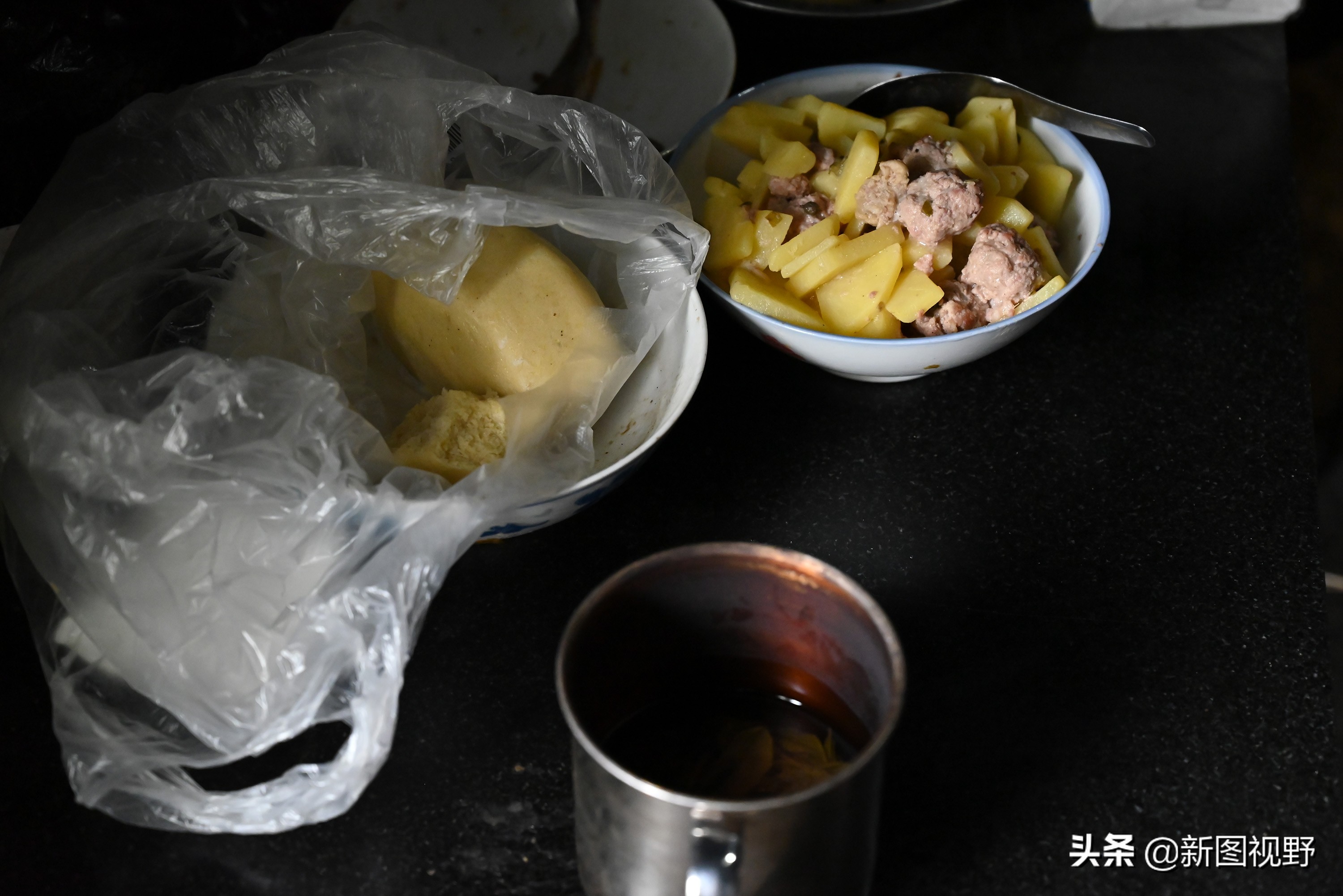 100岁爷爷一日三餐,100岁的爷爷长寿秘诀